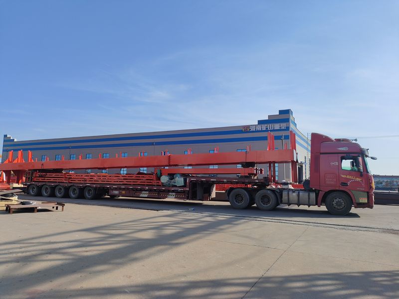 電動(dòng)葫蘆門式起重機(jī)  2臺(tái) MHxh10t—24m 制作完成，發(fā)往湖北交付客戶使用