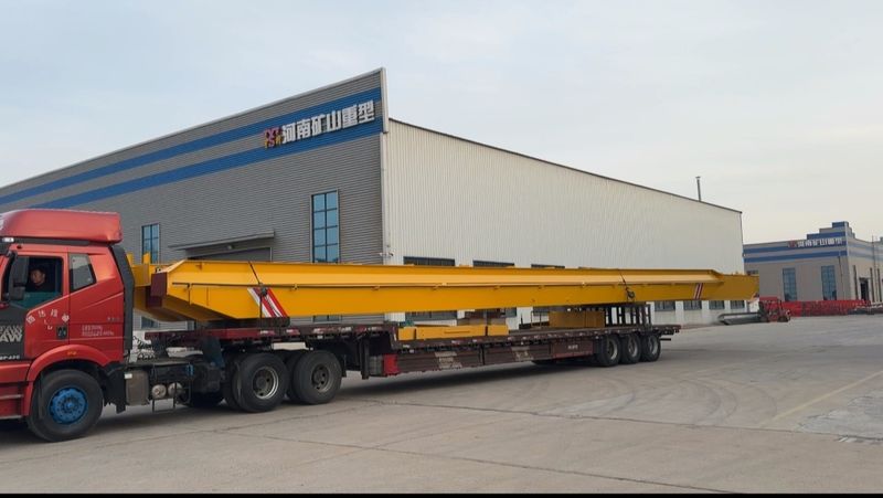 電動(dòng)葫蘆橋式起重機(jī) LH10t-27.95m 電動(dòng)單梁起重機(jī) LD5t—23.3m 制作完成，發(fā)往浙江省金華市交付客戶使用