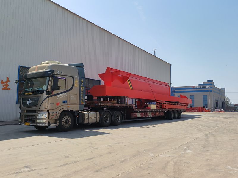 電動葫蘆門式起重機 MHxh16t—32m 制作完成，發(fā)往新疆交付客戶使用。