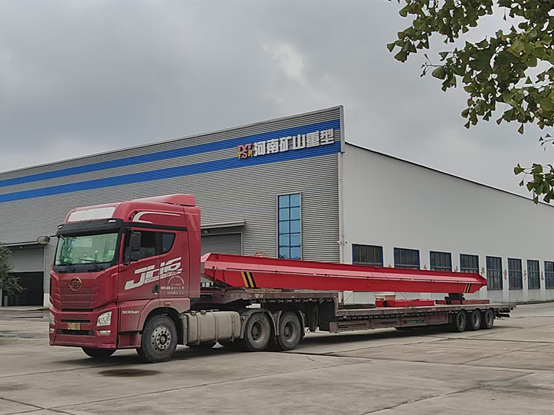 電動單梁起重機 LD5t-17.76m 制作完成  裝車發(fā)出